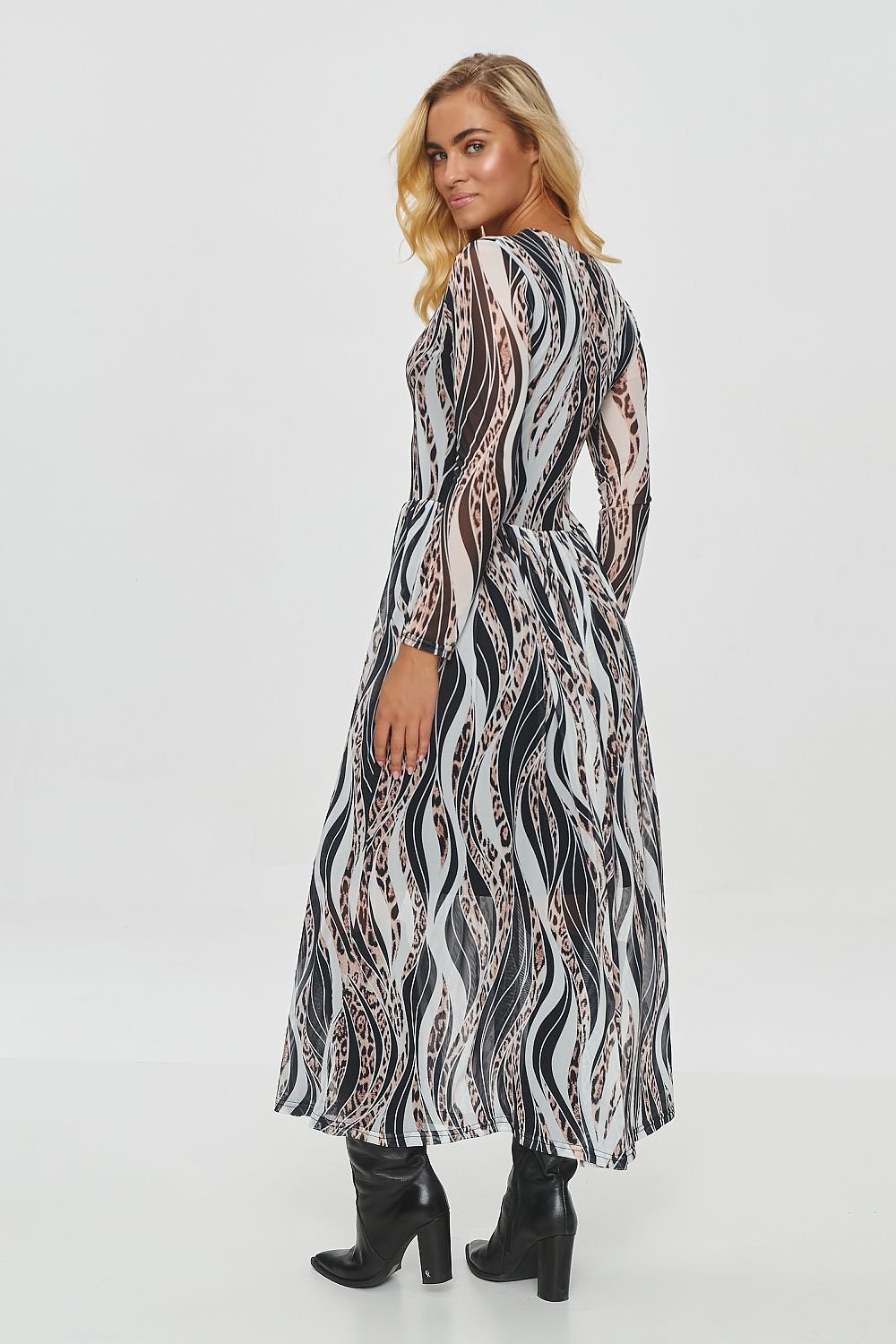 Daydress model 200081 Makadamia