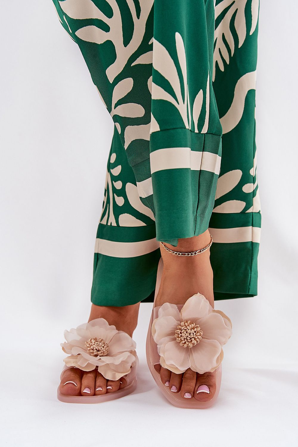 Flip-flops model 209978 Step in style