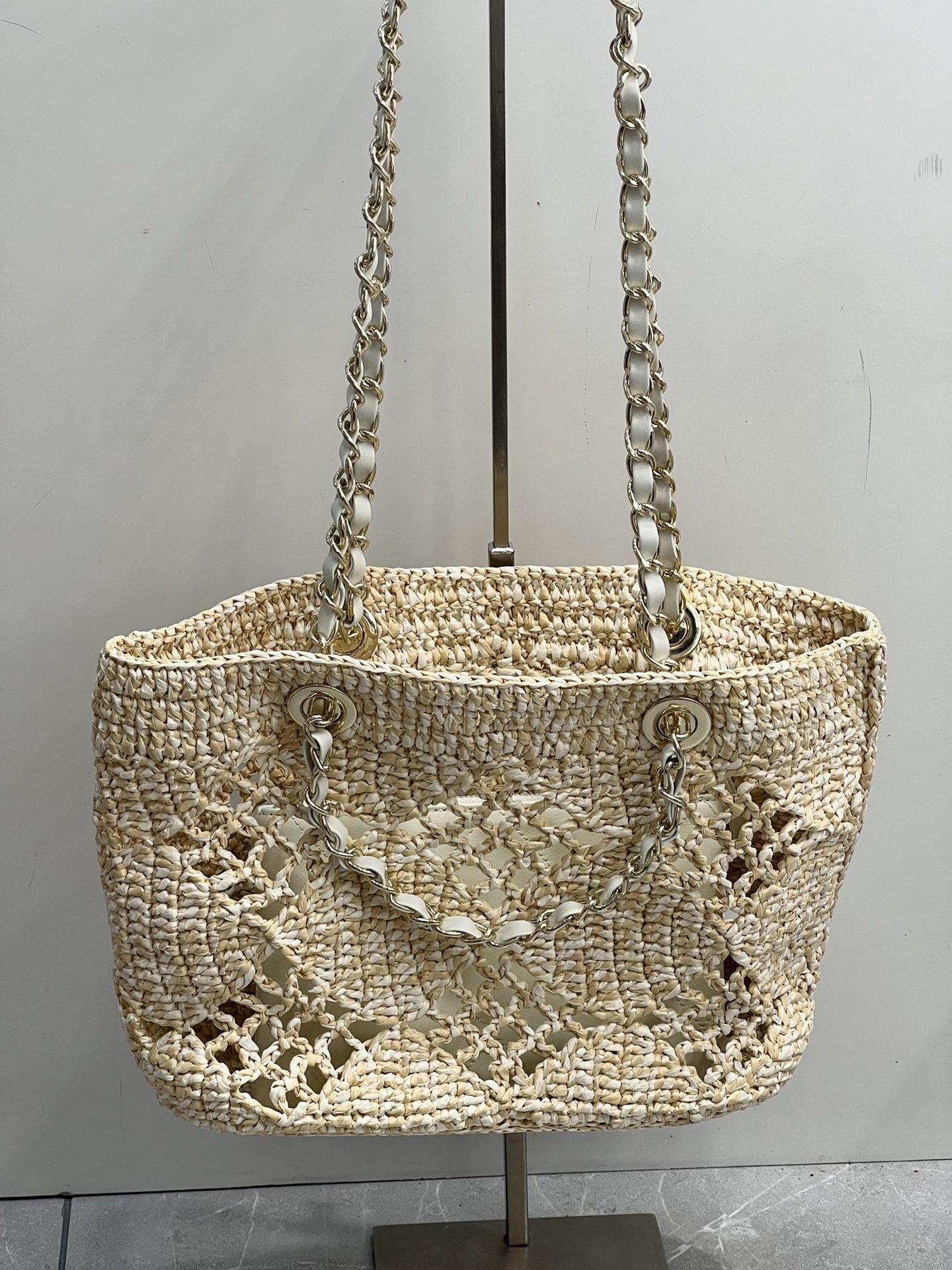 Weaving Hollow Beach New Straw Shoulder Knitted Bag
