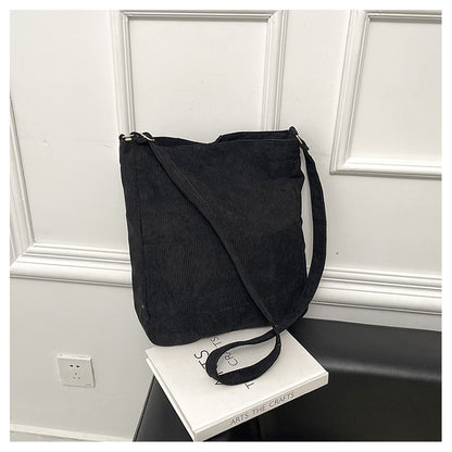 Winter New Women's Large Capacity Literary Canvas Bag