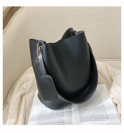 Simple net red bucket bag