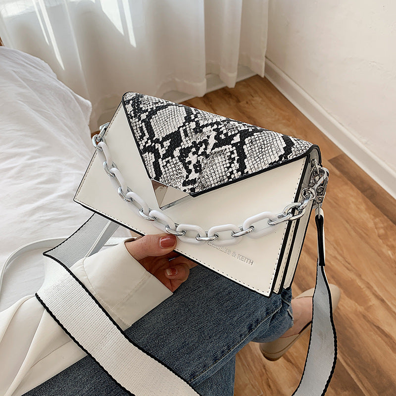 Snake pattern women's bag fashion trend