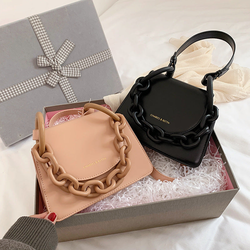 Western style one-shoulder messenger bag