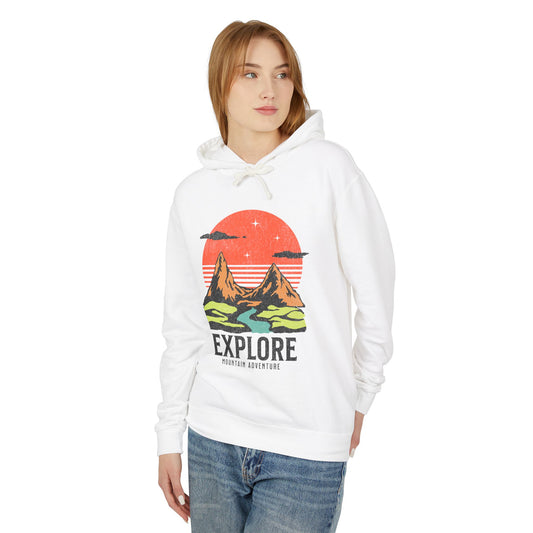Retro Mountain Adventure Collection - Outdoor Hiking  Lightweight Hooded Sweatshirt