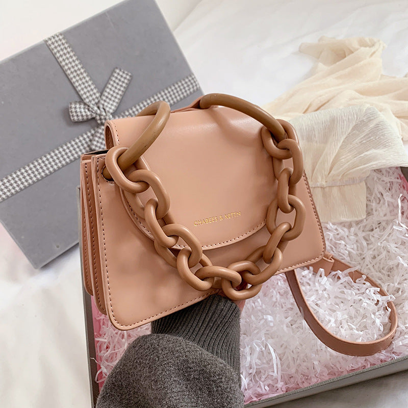 Western style one-shoulder messenger bag