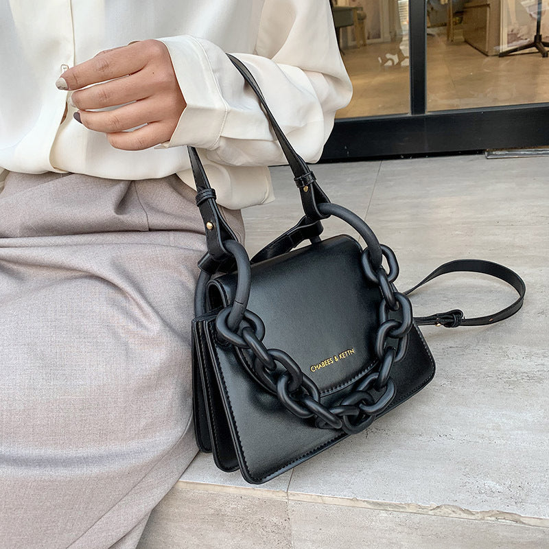 Western style one-shoulder messenger bag