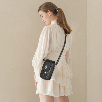 Simple All-match Messenger Bag Pearl Vertical Model In Square Shape