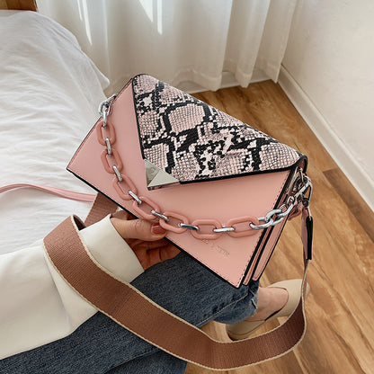 Snake pattern women's bag fashion trend