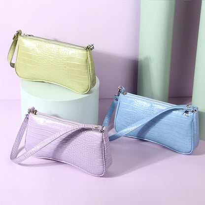 One-shoulder baguette