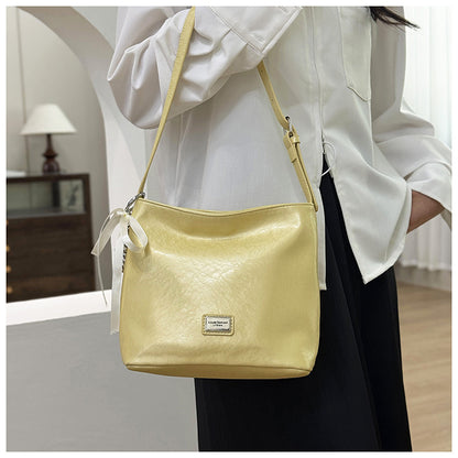 Women's Special-interest Design Casual Crossbody Bucket Bag