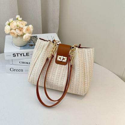Spring New Classic Style Women's Shoulder Bag
