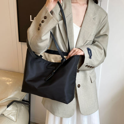 Women's Simple Large Capacity New Commuter High-grade Shoulder Bag