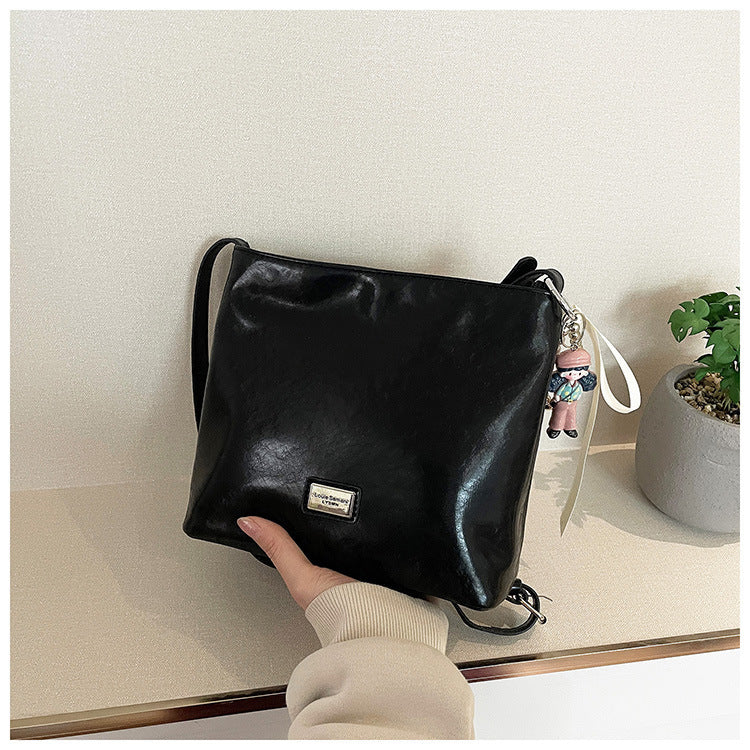 Women's Special-interest Design Casual Crossbody Bucket Bag