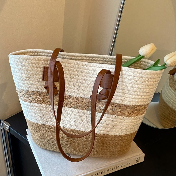 Straw Woven Tote Large Capacity Beach Shoulder Bag