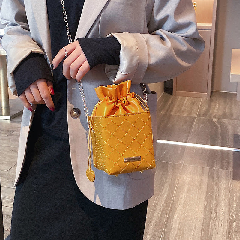 Fashion messenger chain bag