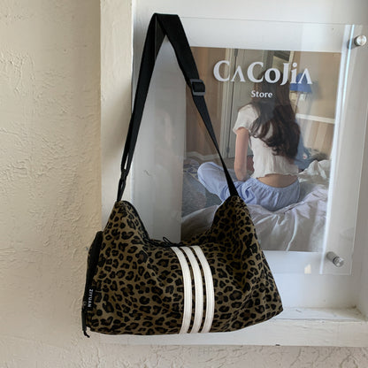 Large Capacity Leopard Print Sports Style Shoulder Messenger Bag