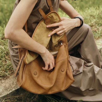 Large Capacity Retro Casual Shoulder Messenger Bag