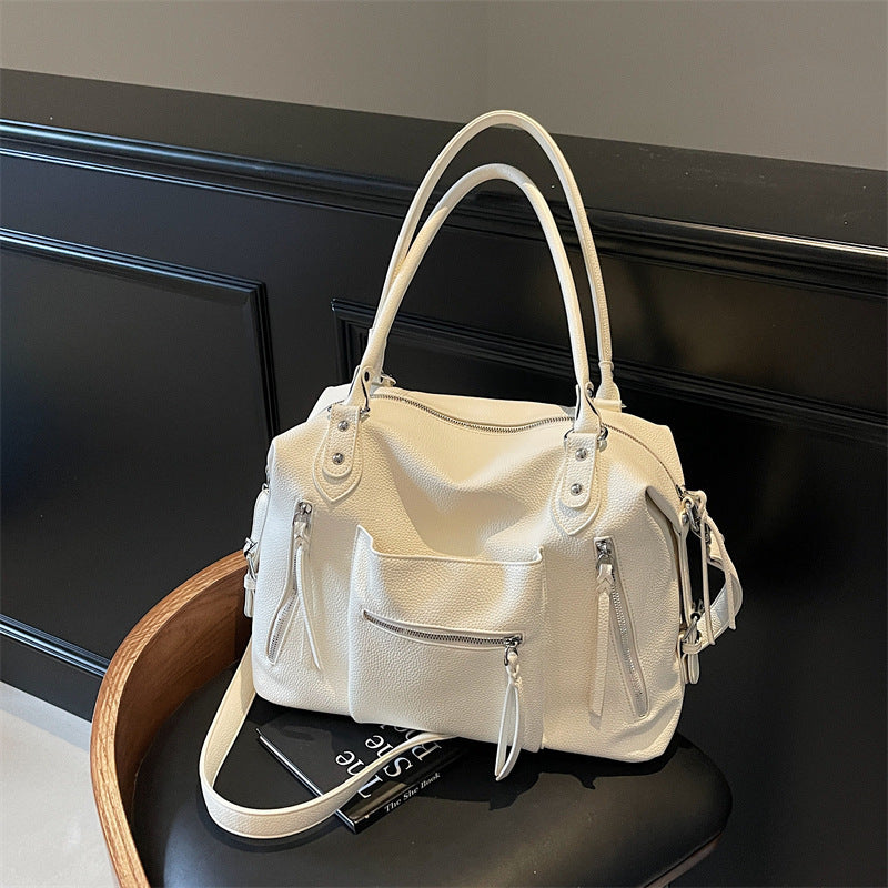 Large Capacity Retro Women's Messenger Bag