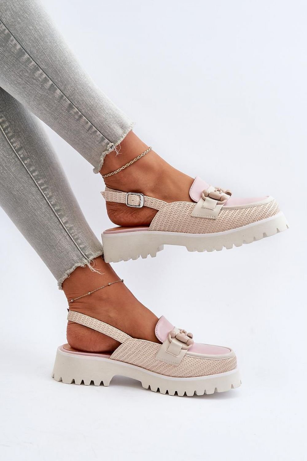 Heel sandals model 195558 Step in style