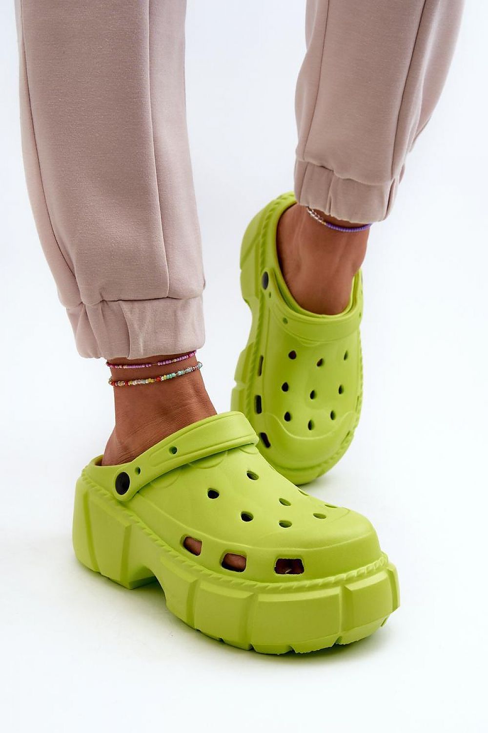 Flip-flops model 196684 Step in style