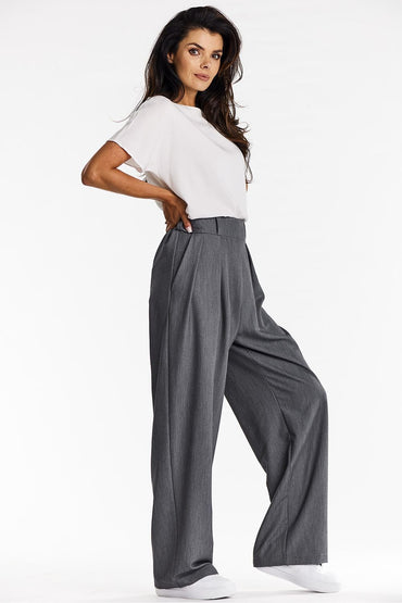 Women trousers model 201252 awama