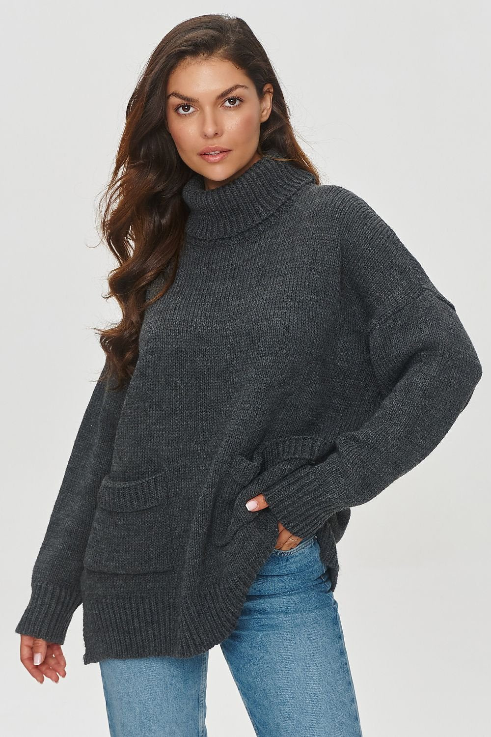 Turtleneck model 202969 Makadamia