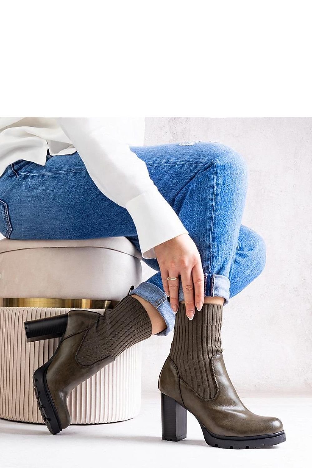 Heel boots model 205811 Solea