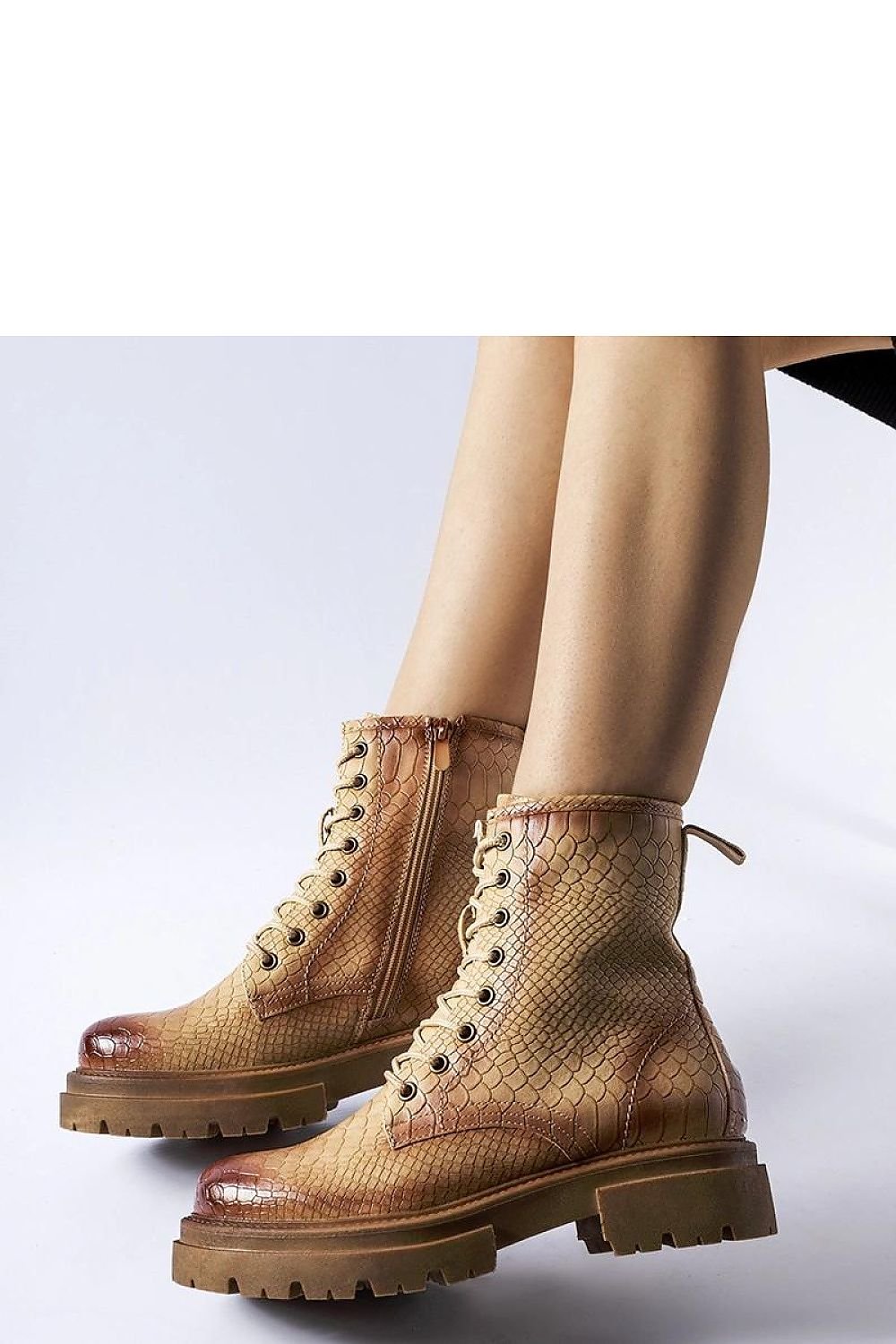 Trapper shoes model 205846 Solea