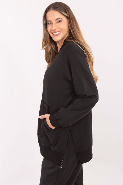  Sweatshirt model 218622 Relevance 