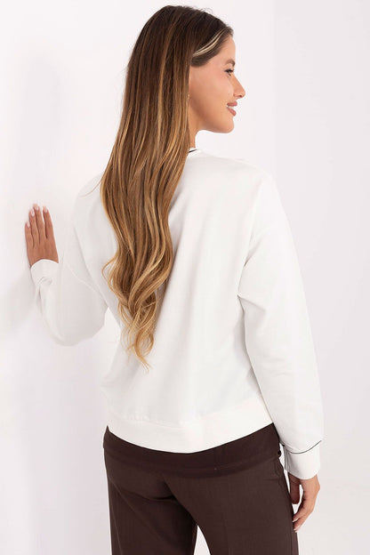  Sweatshirt model 218823 Relevance 