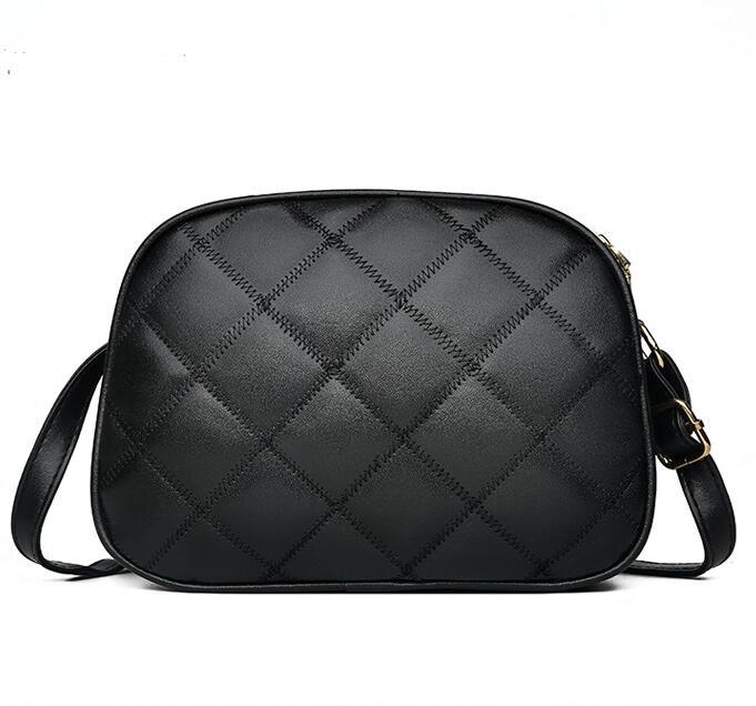 Simple Texture Fashion Rhombus Embroidery Thread Shoulder Bag