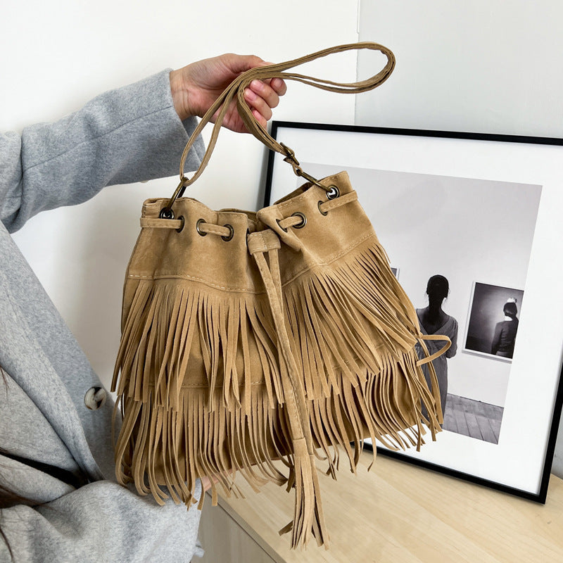 New European And American Simple Retro Tassel Drawstring Bucket Bag