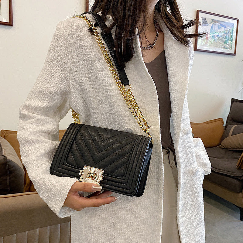 Shoulder Messenger Bag Diamond Chain Underarm Women's Bag