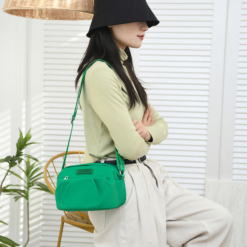 Pleated Oxford Cloth Shoulder Messenger Phone Bag