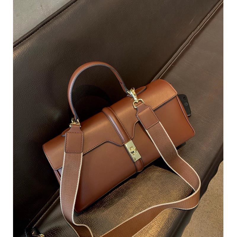 Women's Solid Color Fashion Large Capacity Cowhide Messenger Bag