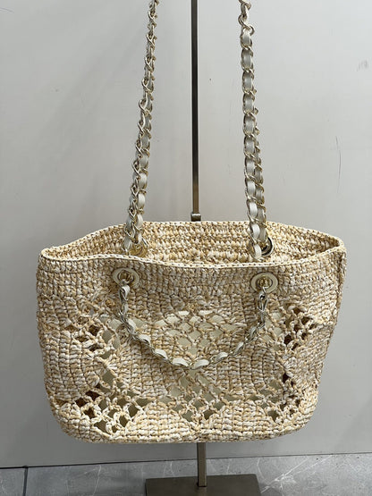 Weaving Hollow Beach New Straw Shoulder Knitted Bag